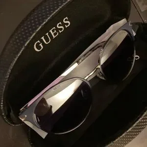 GUESS Cat Eye Sunglasses for women Model GU-7516-91X-53 GUESS Cat Eye Sunglasses for women Model GU-7516-91X-53 | eBay main image 4